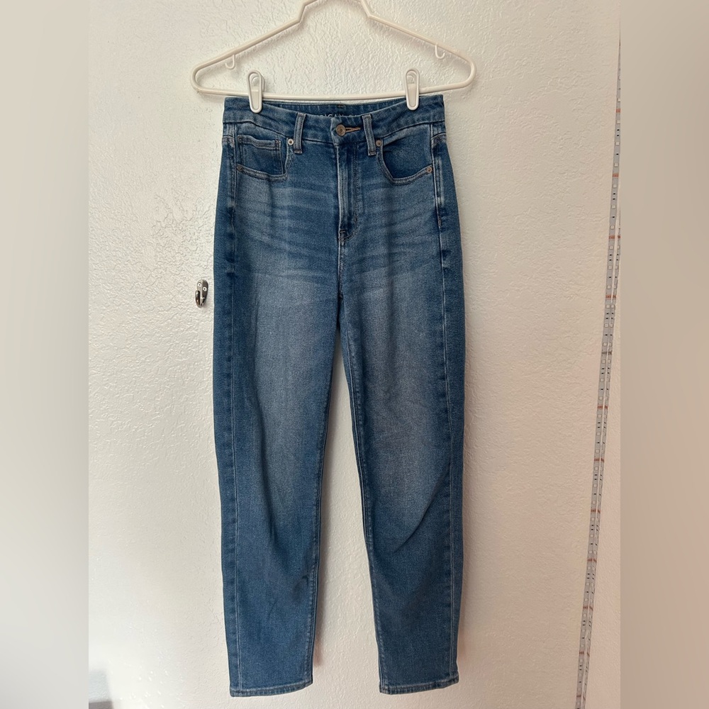 American Eagle Straight Leg Jeans